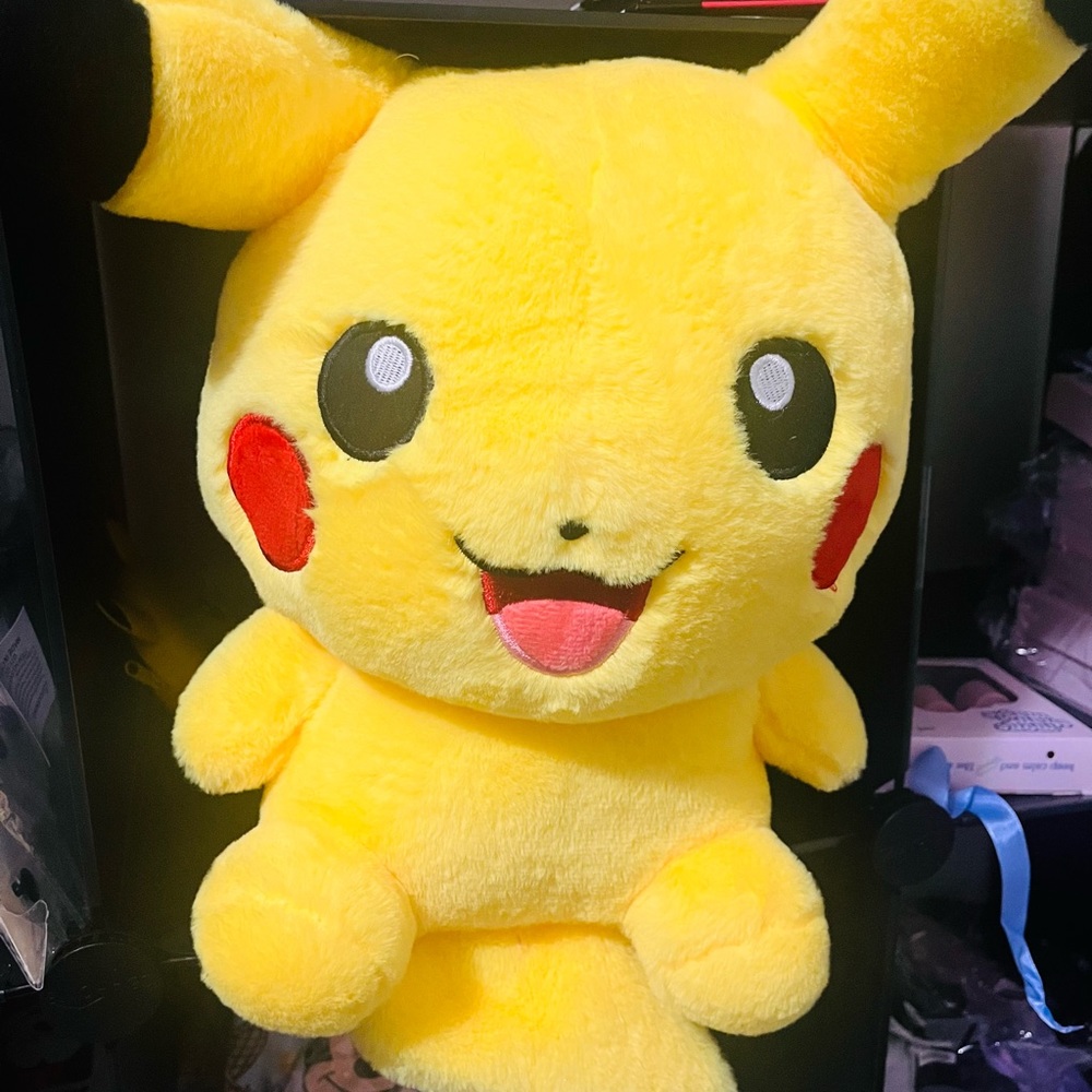 Pikachu crossbody/backpack